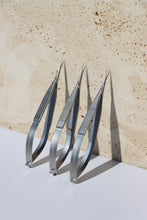 Load image into Gallery viewer, Halo Brow Scissors 2.0